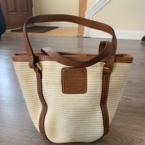 Liz Claiborne Cross Bodybag